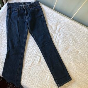 Great condition! Women’s Levi’s 505 Straight Leg Denim Jean